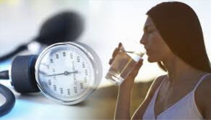 آیا نوشیدن آب فشار خون را کاهش می دهد؟*